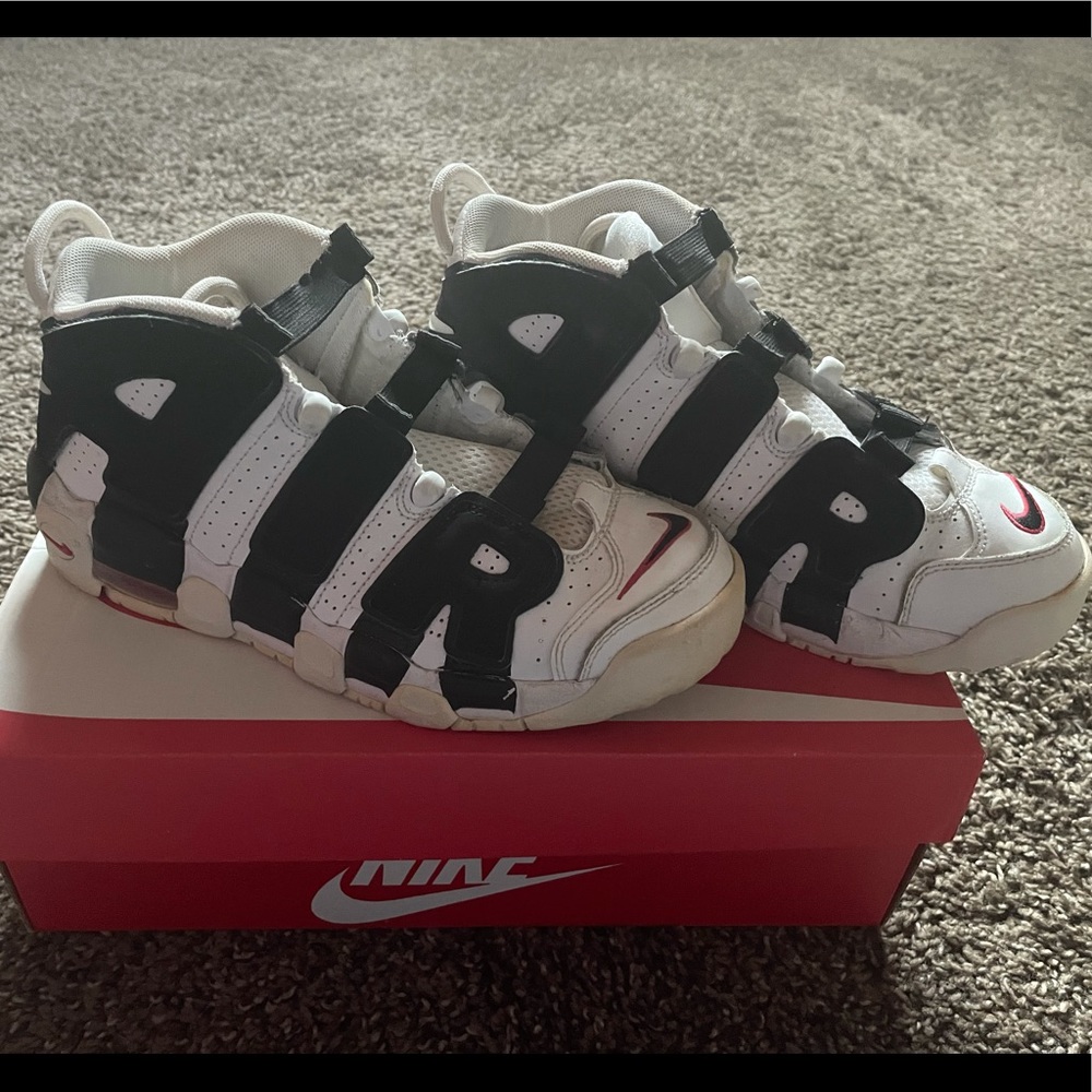 Nike uptempo
